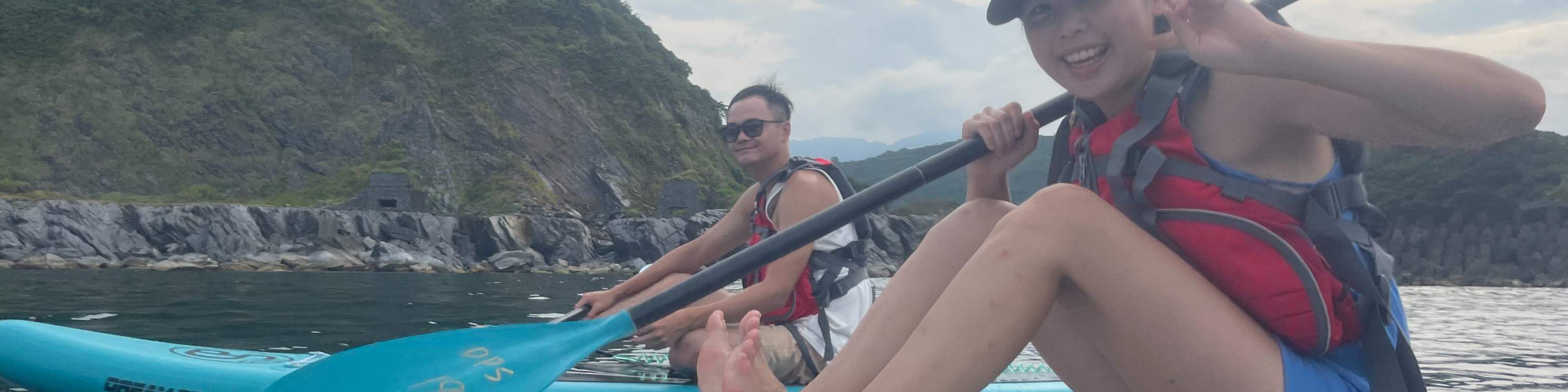 Mendayung SUP, kano, mengajak Anda menikmati Toufu Cape dari sudut pandang lain